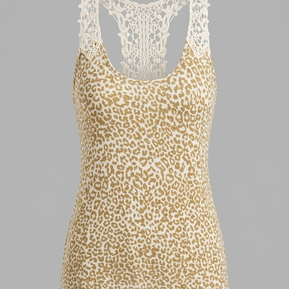 BKE Tops - BKE Animal Print Lace Tank Top SZ L
